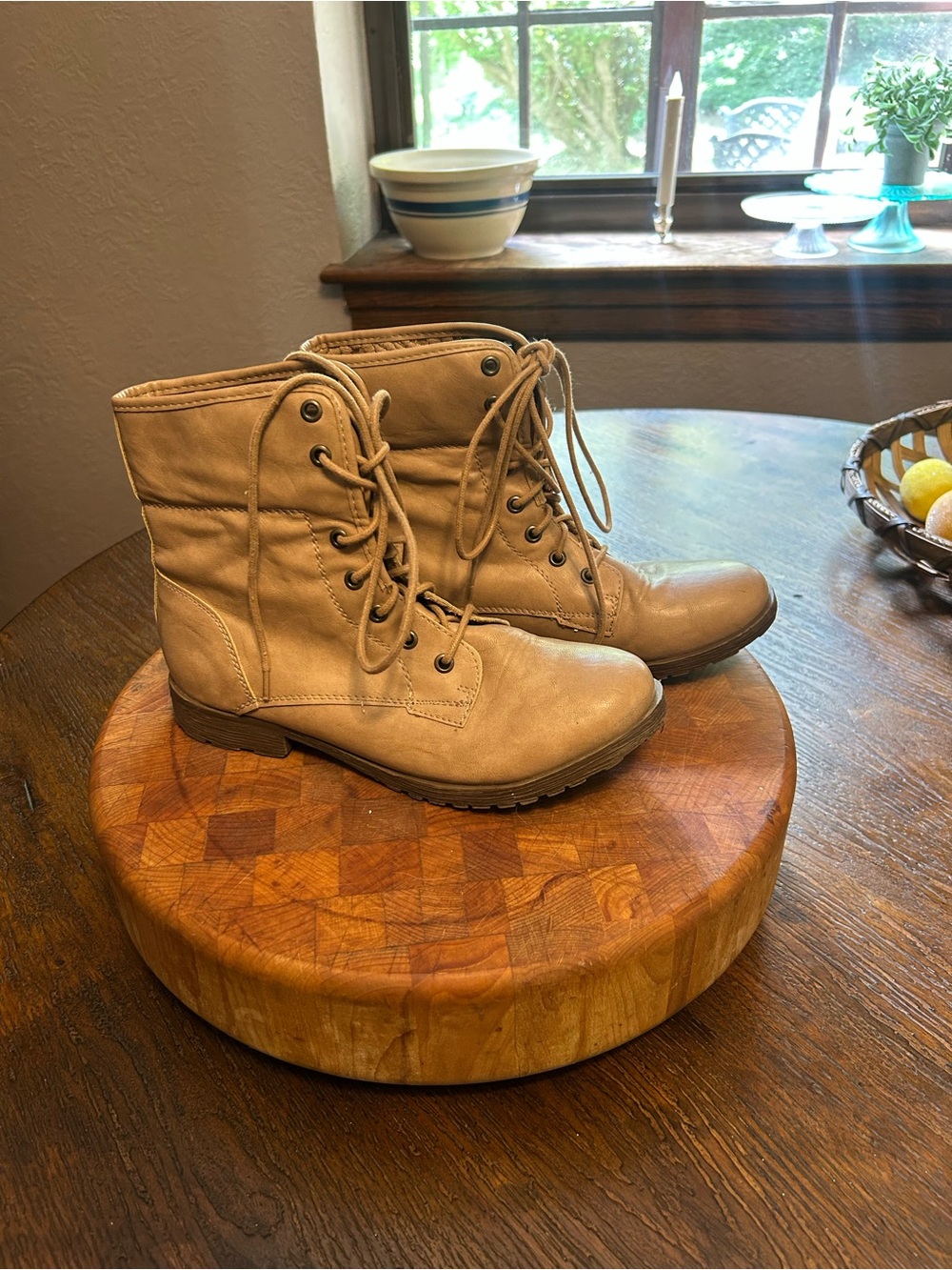 Rock & Candy Women's Lace-Up Boots in Tan